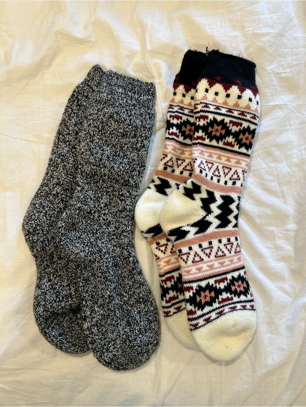 Cozy Crew Socks - Black Marled & Patterned Cream Set